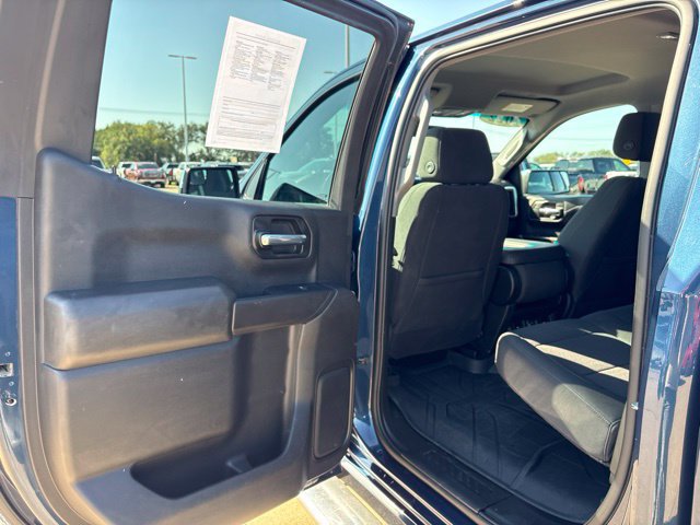 Used 2022 Chevrolet Silverado 1500 LT AWD/4WD image 34