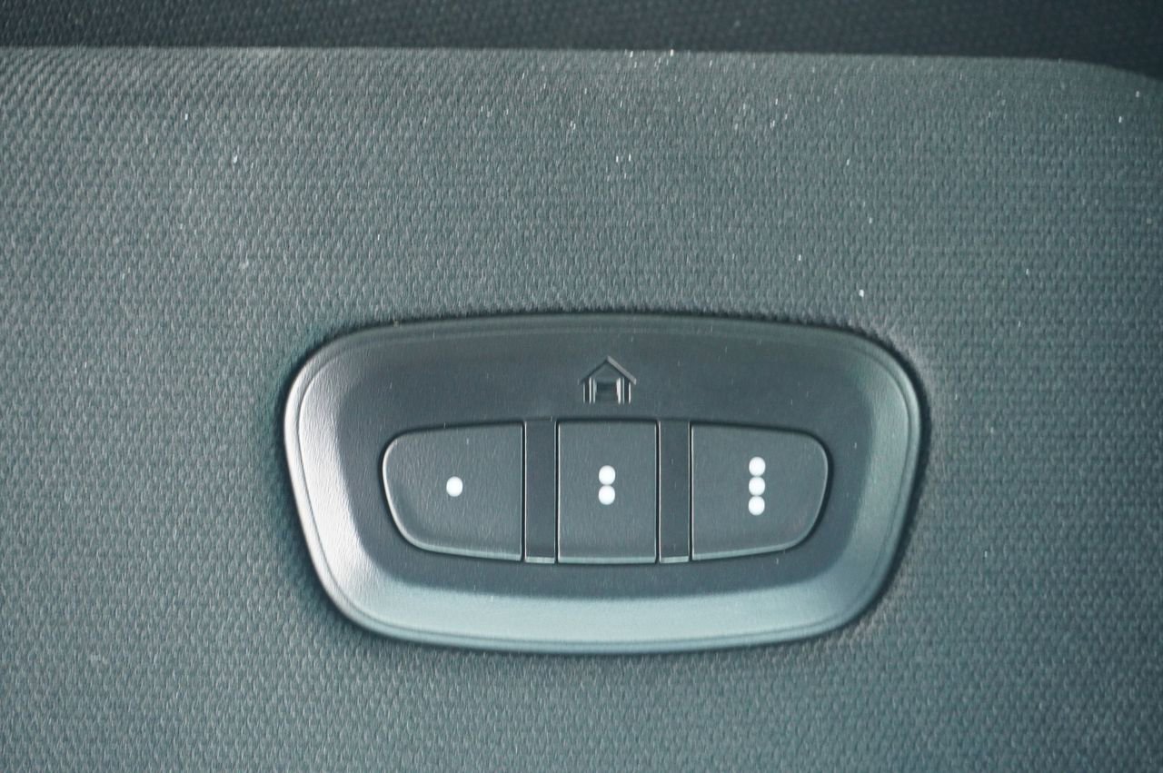 Used 2024 RAM 1500 Limited image 16