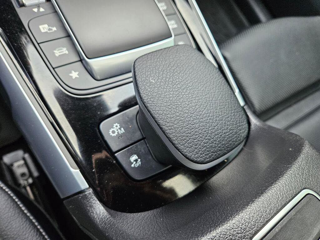 Used 2022 Mercedes-Benz GLB 35 AMG 4MATIC image 31