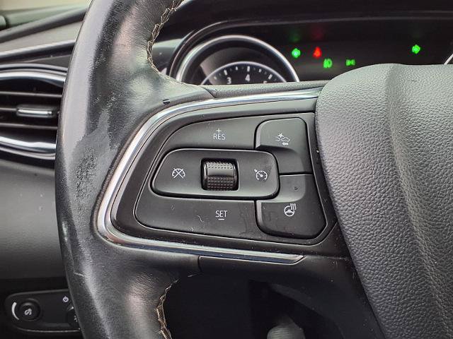 Used 2022 Buick Encore GX Essence w/ Experience Buick Package FWD image 12