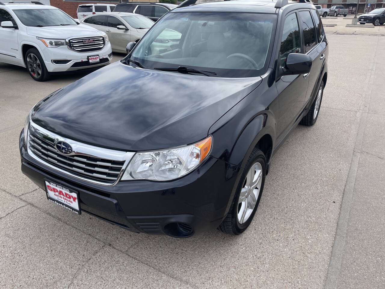 Used 2010 Subaru Forester 2.5X Premium w/ Popular Equipment Group 1A AWD/4WD image 3