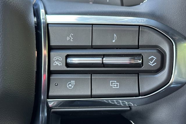 New 2026 GMC Acadia Denali w/ Super Cruise Package image 31