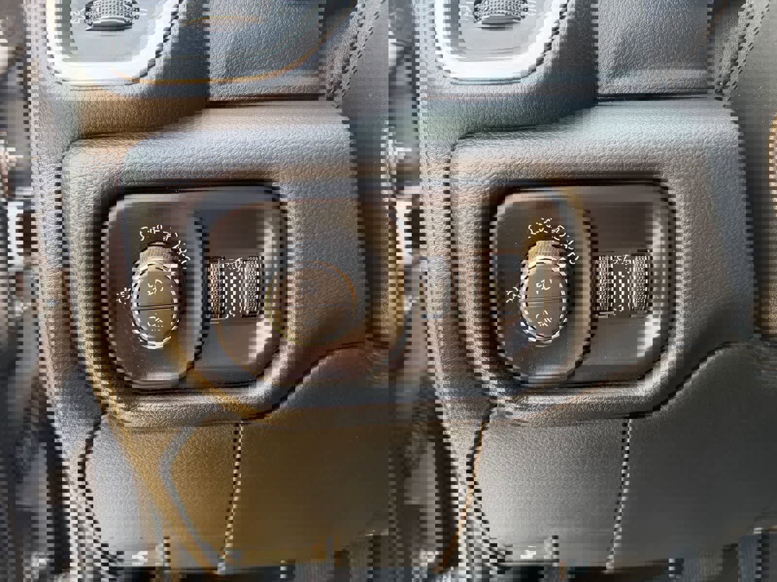 Used 2019 RAM 2500 Laramie image 13