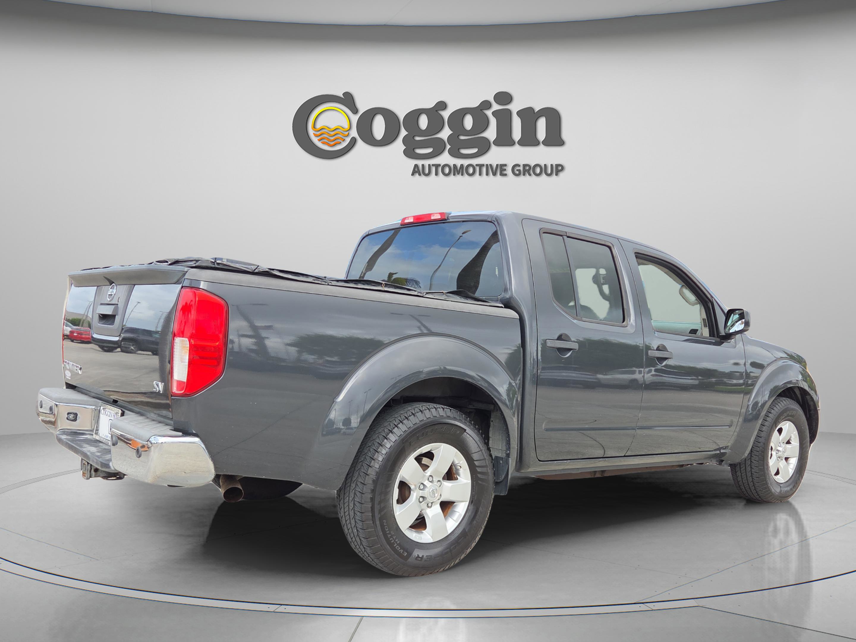 Used 2013 Nissan Frontier SV w/ SV Value Truck Pkg image 5