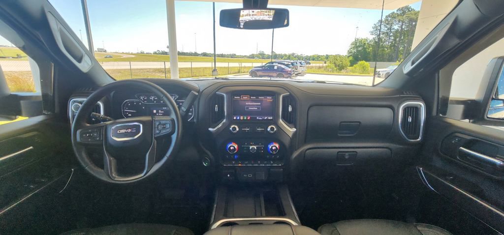 Used 2023 GMC Sierra 3500 AT4 w/ AT4 Preferred Package AWD/4WD image 20