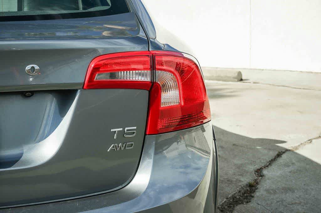 Used 2016 Volvo S60 T5 Cross Country Platinum AWD/4WD image 7