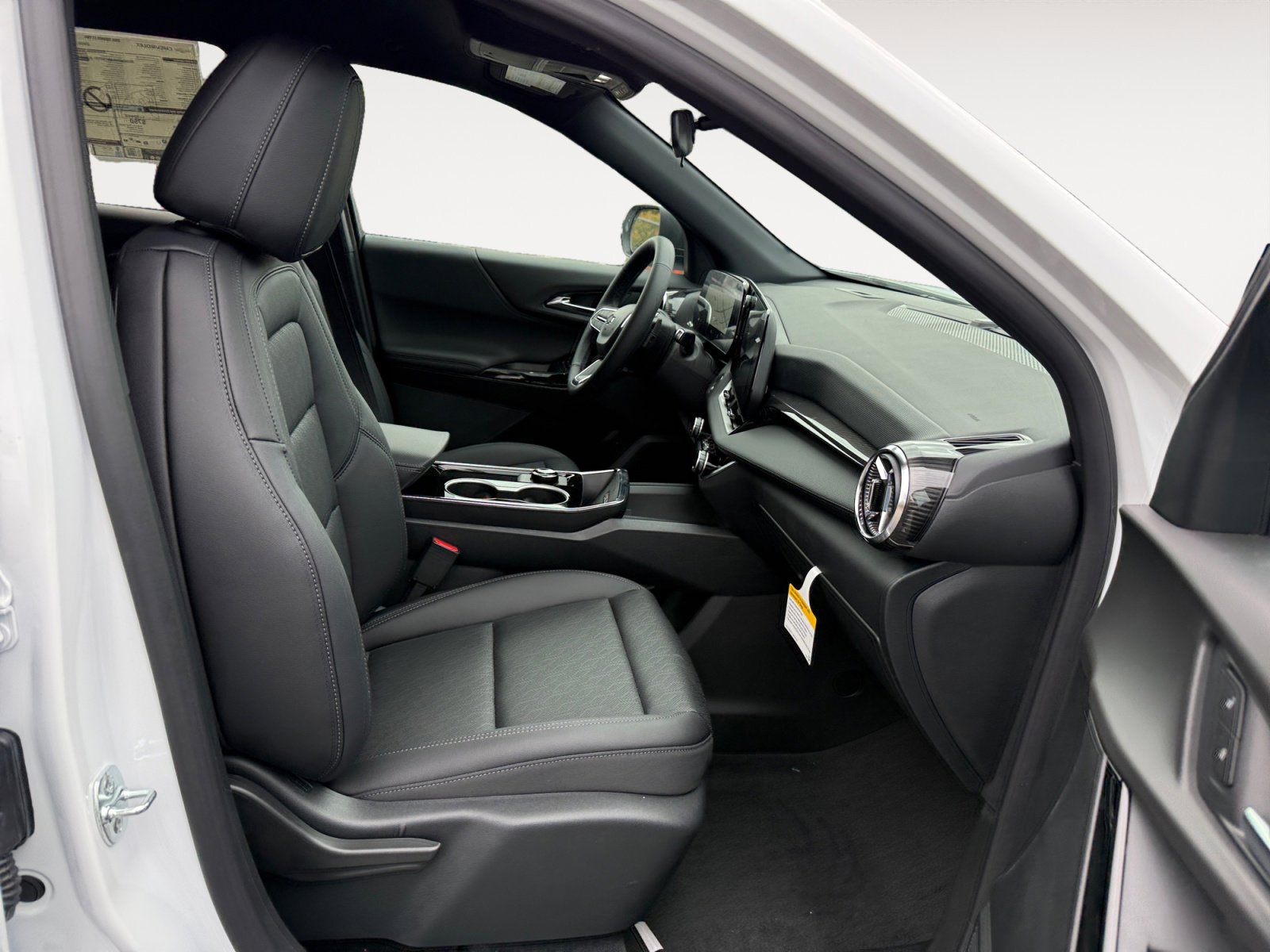 New 2026 Chevrolet Equinox LT w/ Convenience Package II image 19