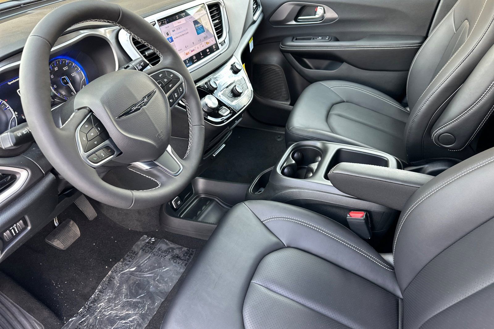 New 2026 Chrysler Voyager LX FWD image 7