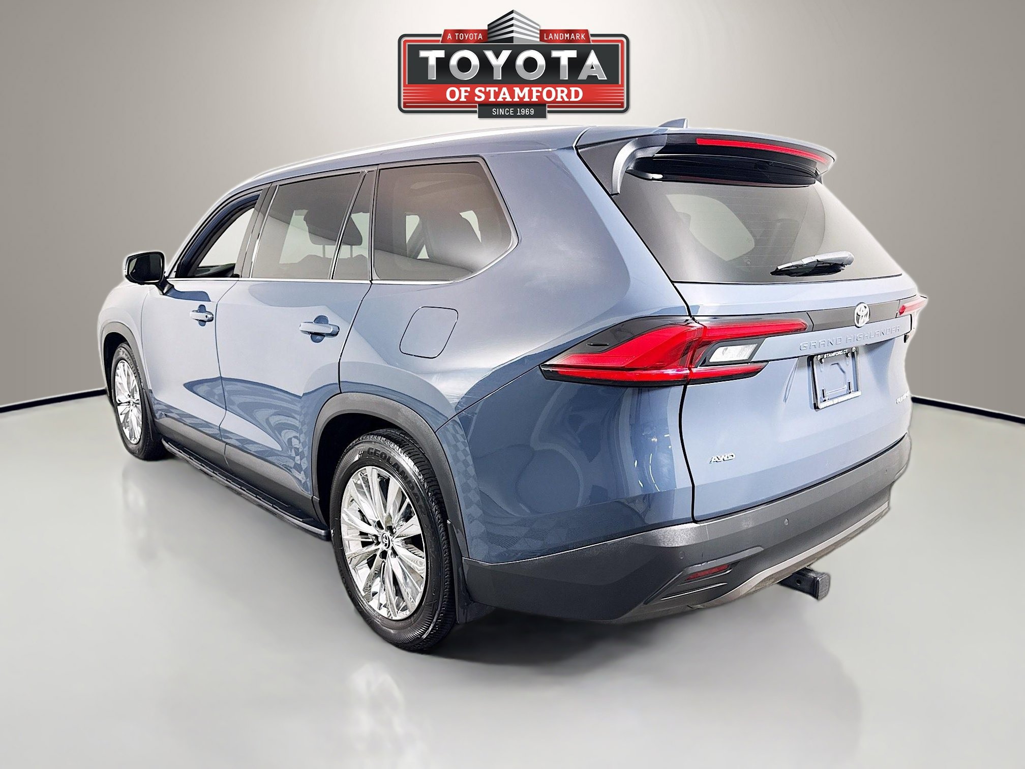 Used 2024 Toyota Grand Highlander Platinum image 5