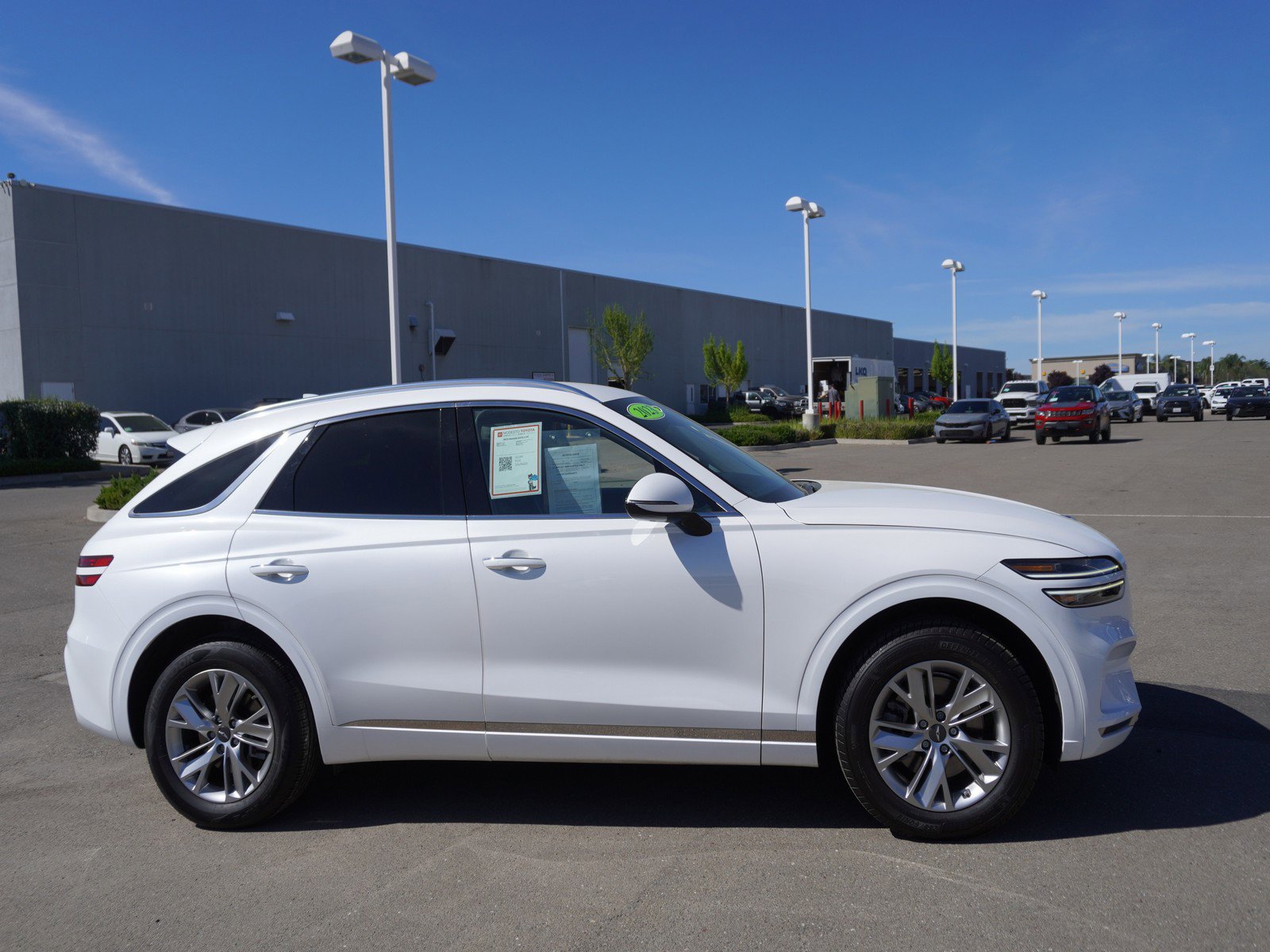 Used 2023 Genesis GV70 2.5T AWD/4WD image 4