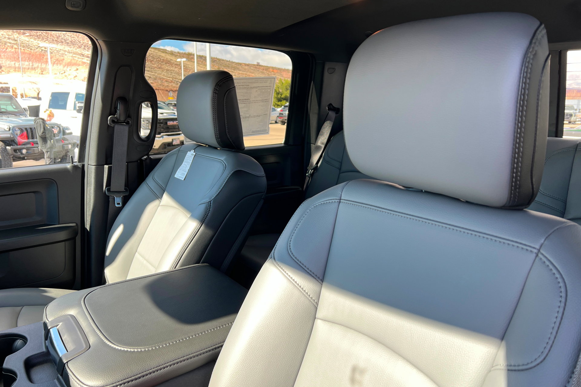 New 2026 RAM 3500 Tradesman AWD/4WD image 16