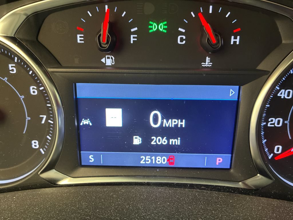 Used 2023 GMC Terrain SLT w/ Infotainment Package II AWD/4WD image 17