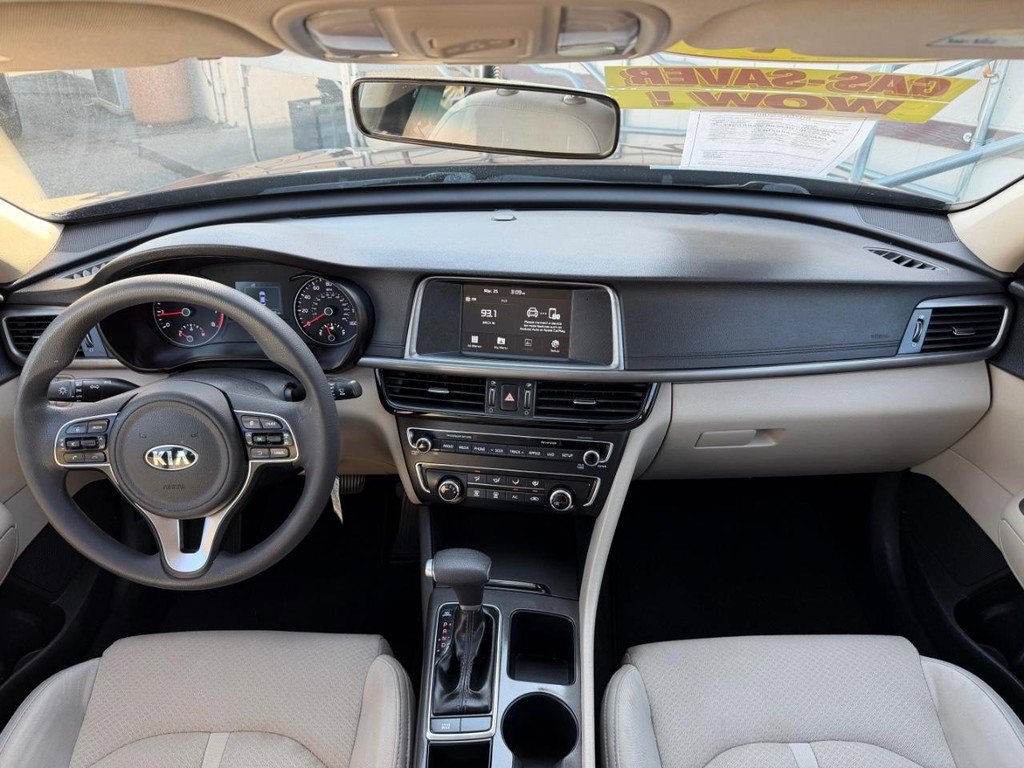 Used 2018 Kia Optima LX image 24