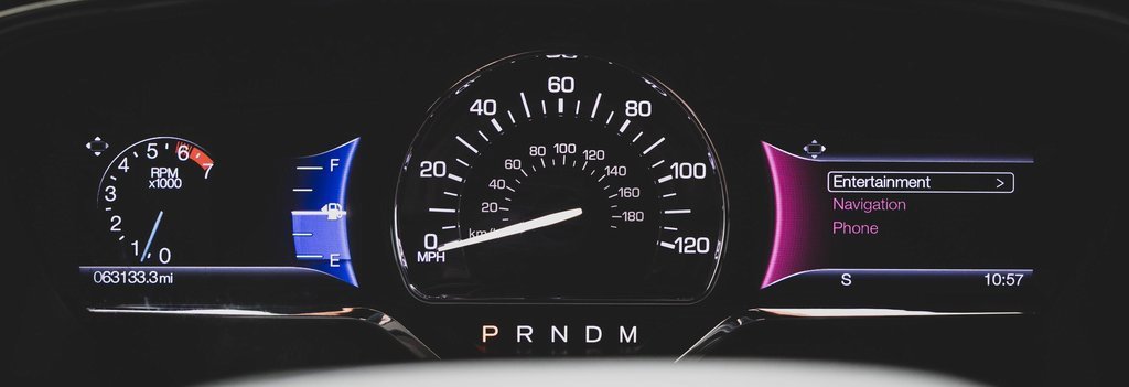 Used 2017 Lincoln Navigator Select image 12