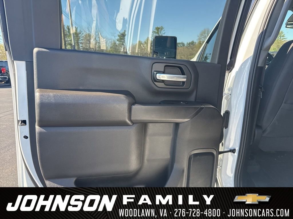 Used 2025 Chevrolet Silverado 2500 Custom w/ Custom Value Package image 25