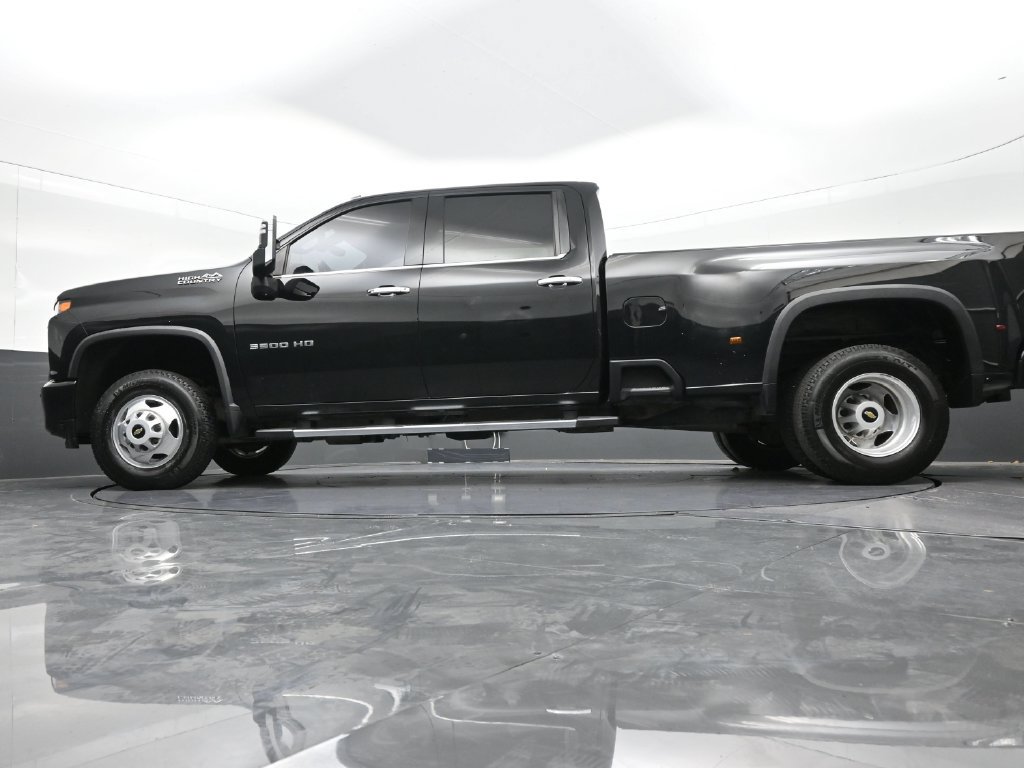 Used 2020 Chevrolet Silverado 3500 High Country AWD/4WD image 24