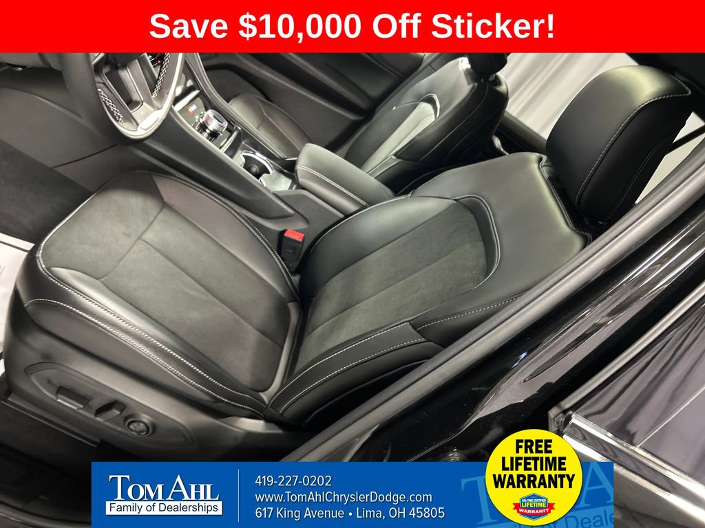 New 2025 Jeep Grand Cherokee L Altitude image 10