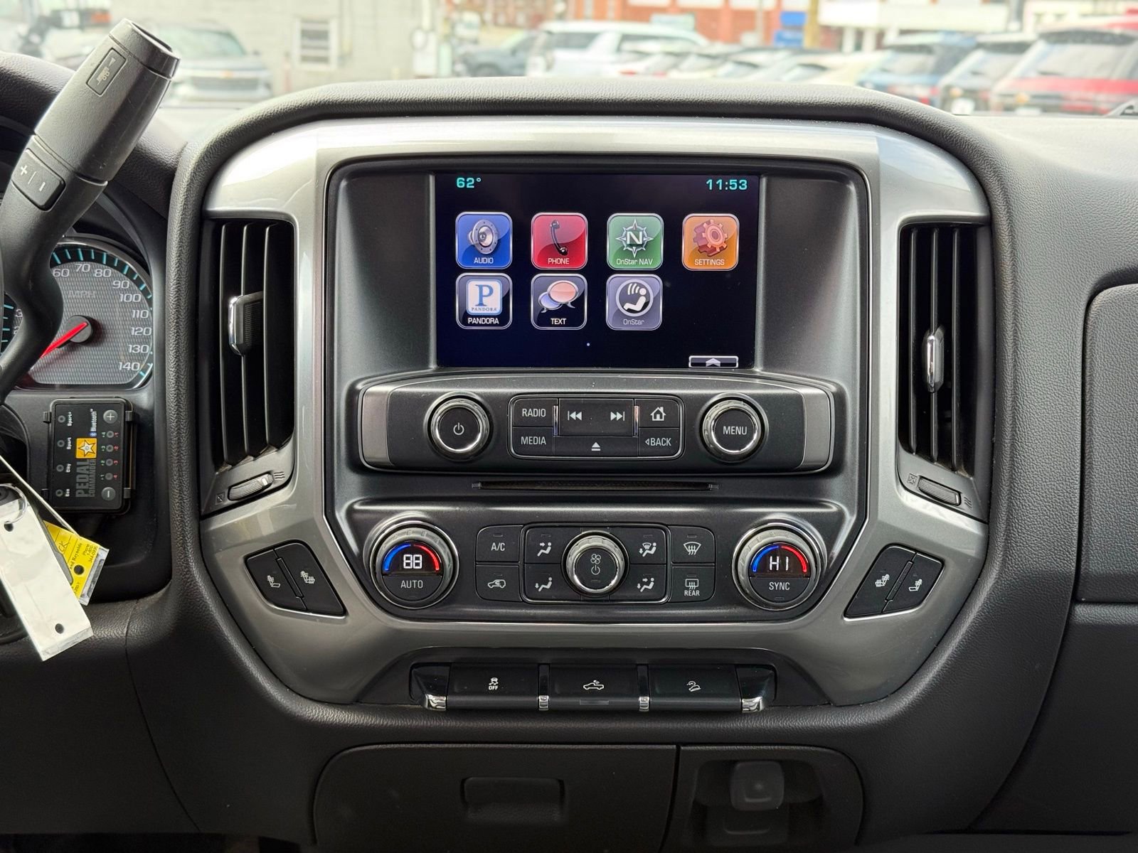 Used 2015 Chevrolet Silverado 2500 LT w/ LT Convenience Package image 18