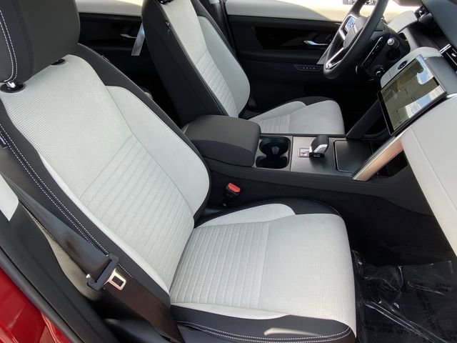 New 2025 Land Rover Discovery Sport S image 10