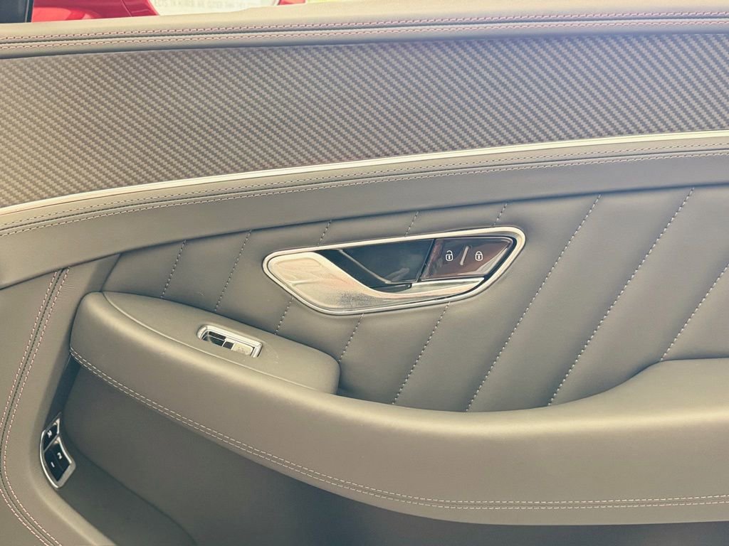 Used 2024 Bentley Continental GT V8 image 33