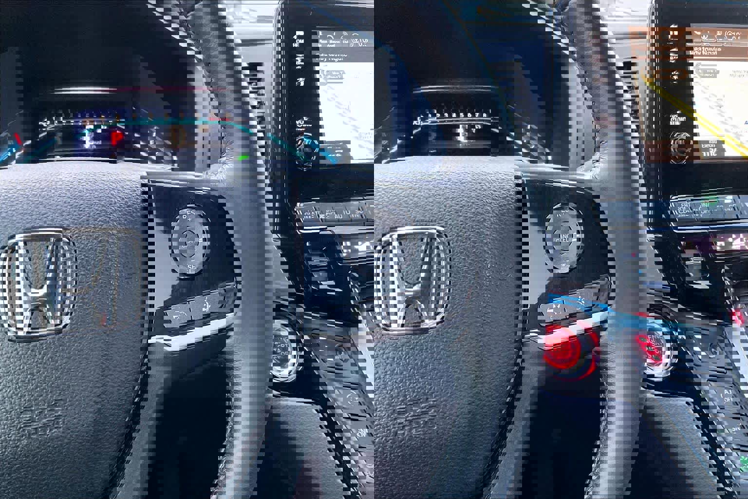 Used 2023 Honda Odyssey Touring image 25