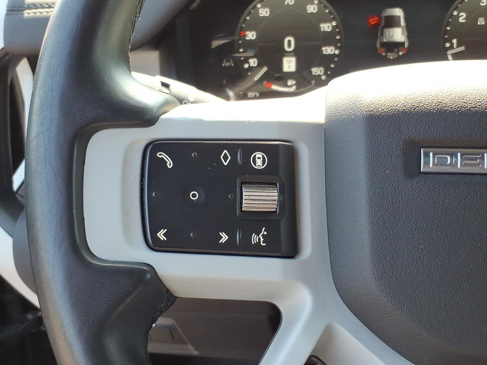 Used 2024 Land Rover Defender 110 S AWD/4WD image 19