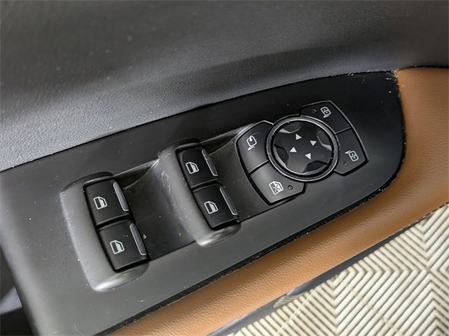 Used 2021 Lincoln Nautilus Reserve image 13