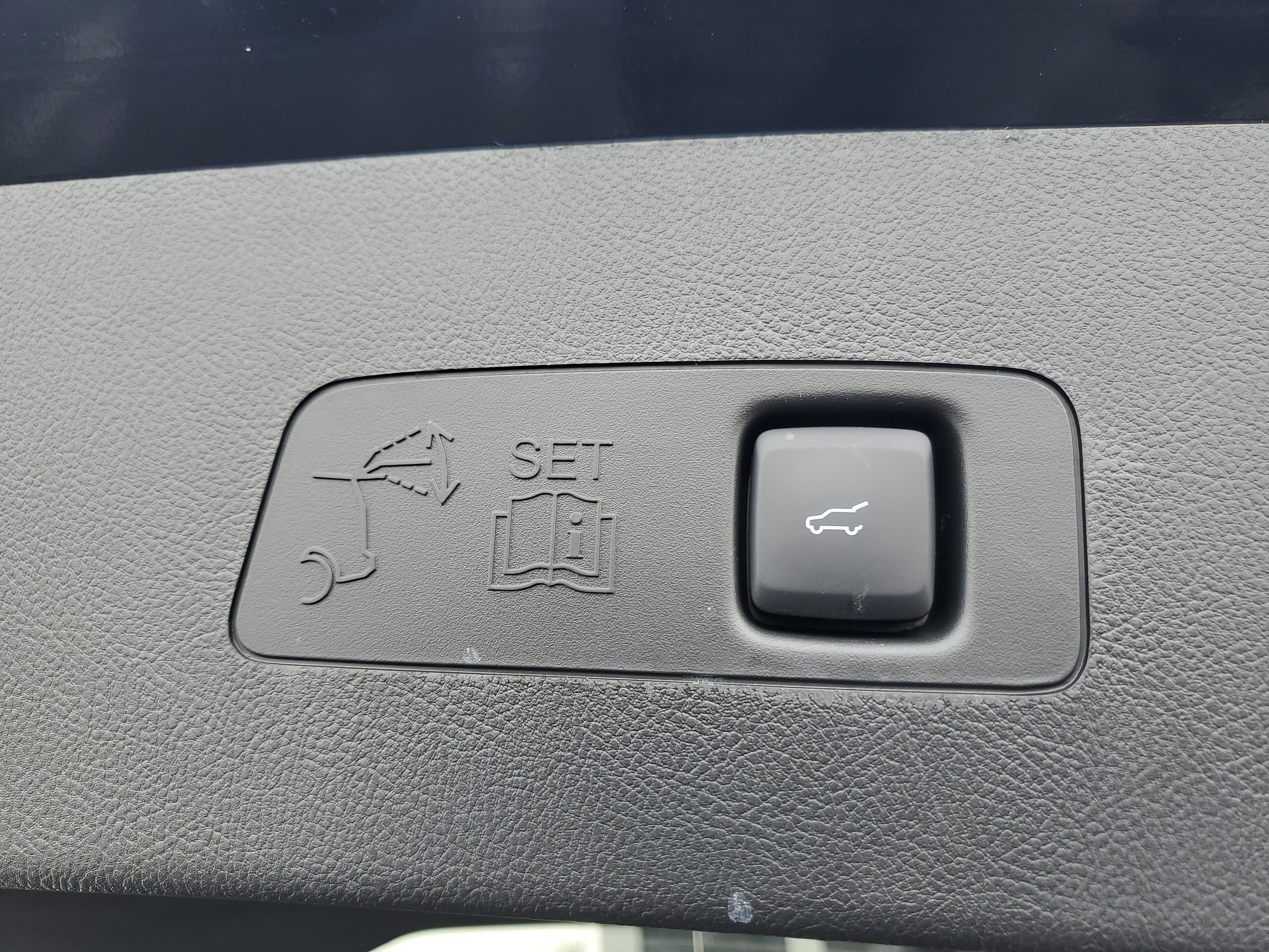 New 2026 Lincoln Corsair Premiere image 30