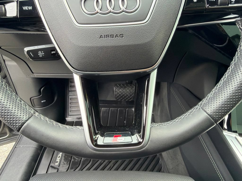 Used 2023 Audi e-tron S Prestige AWD/4WD image 19