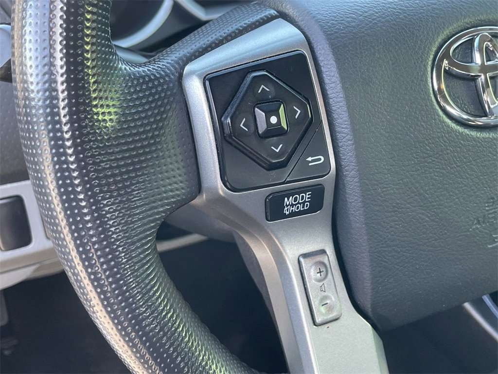 Used 2014 Toyota Tacoma PreRunner image 21