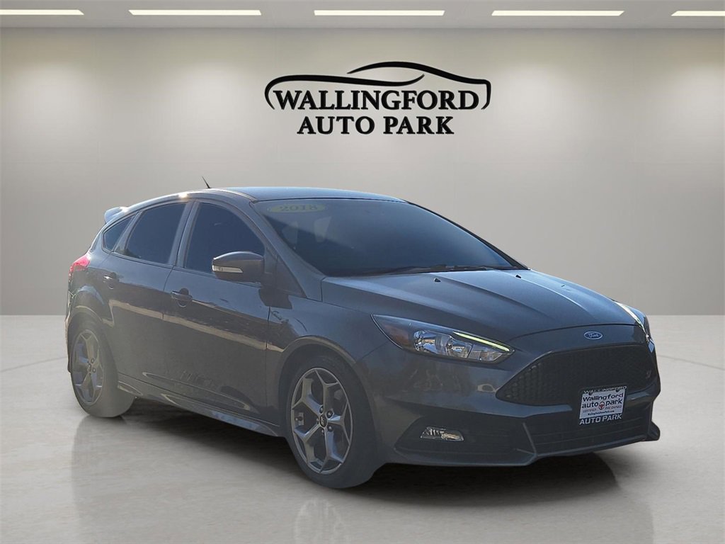 Used 2018 Ford Focus ST image 3