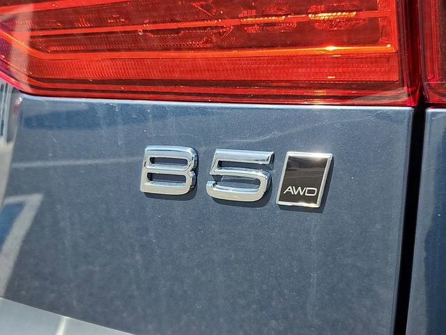 New 2025 Volvo XC60 B5 Core w/ Protection Package Premier image 12