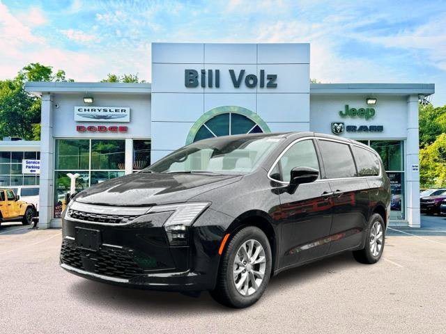 New 2027 Chrysler Pacifica Select AWD/4WD image 1