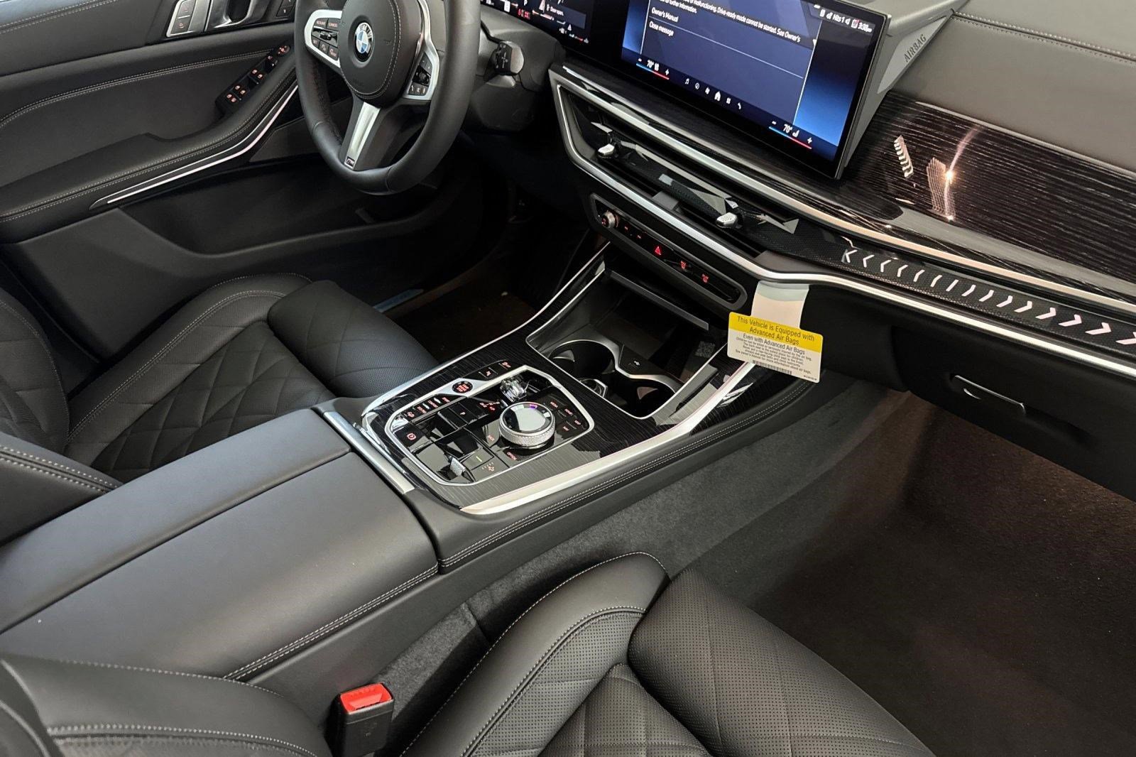 New 2026 BMW X7 xDrive40i w/ M Sport Package image 28