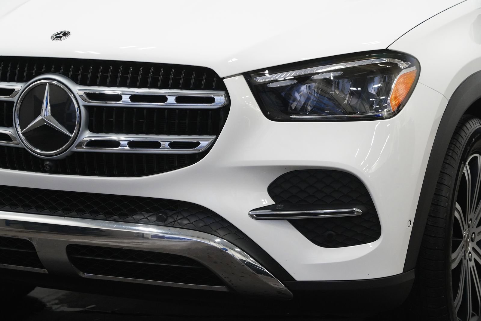 Certified 2024 Mercedes-Benz GLE 350 4MATIC image 9