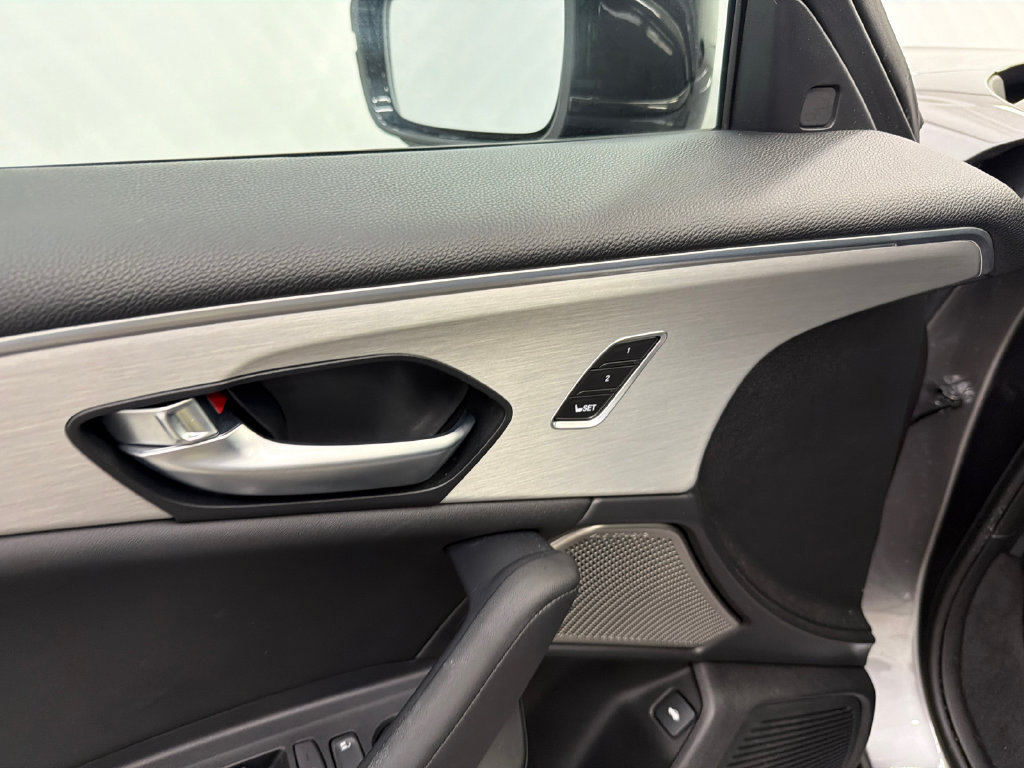 Used 2025 Acura TLX w/ Technology Package FWD image 12