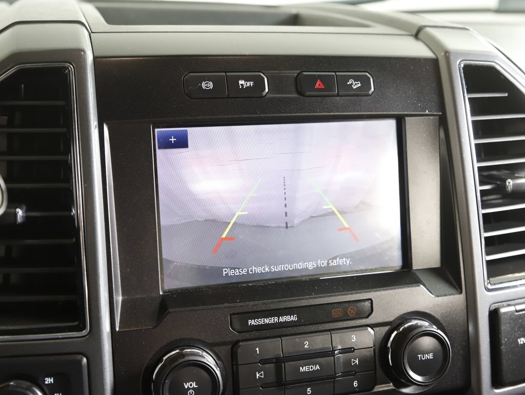 Used 2022 Ford F250 XLT w/ FX4 Off-Road Package AWD/4WD image 19