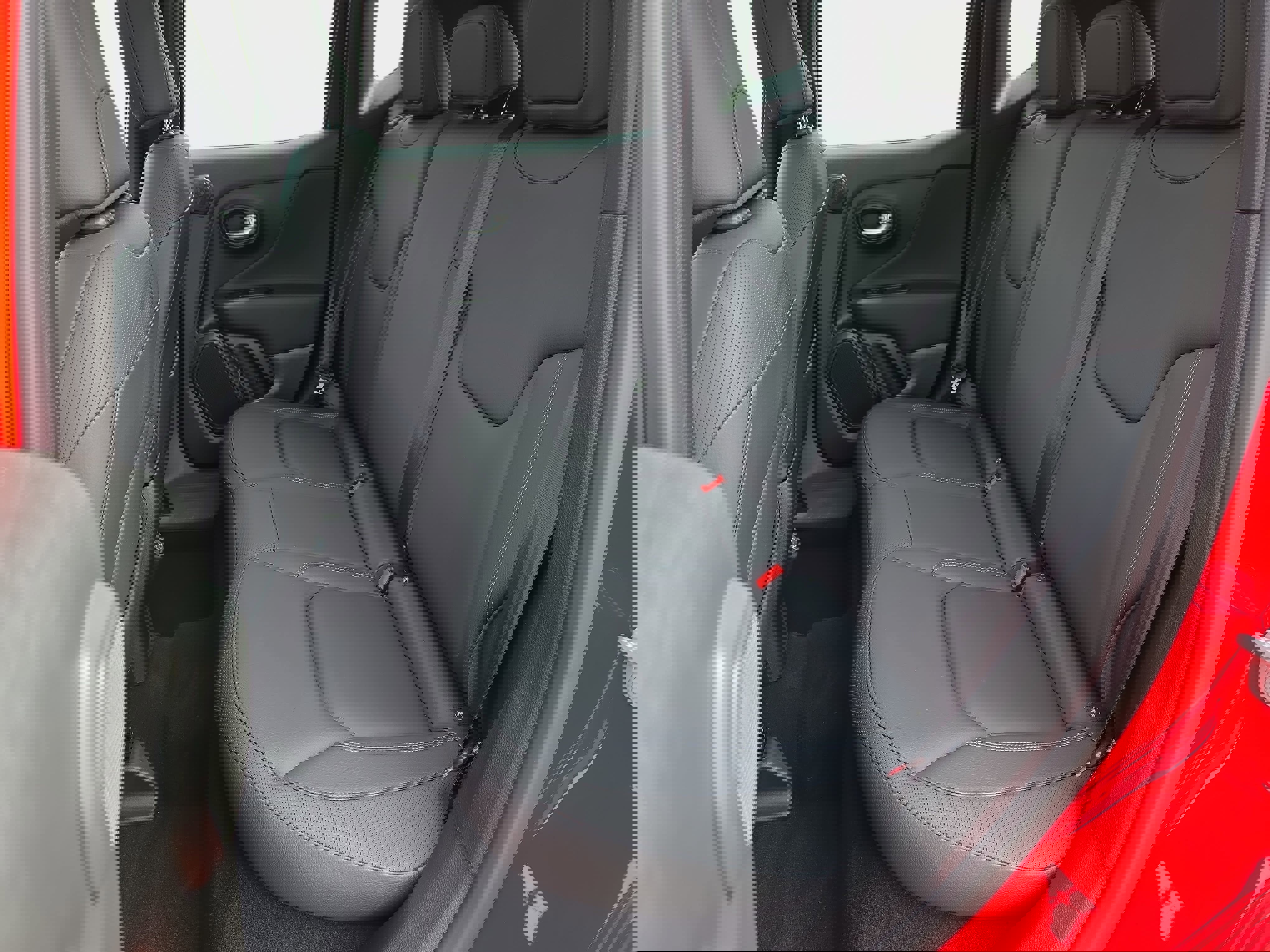 Certified 2023 Jeep Renegade Limited w/ Sun/Sound Group AWD/4WD image 10