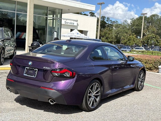 Used 2026 BMW 230i Coupe w/ Premium Package RWD image 3