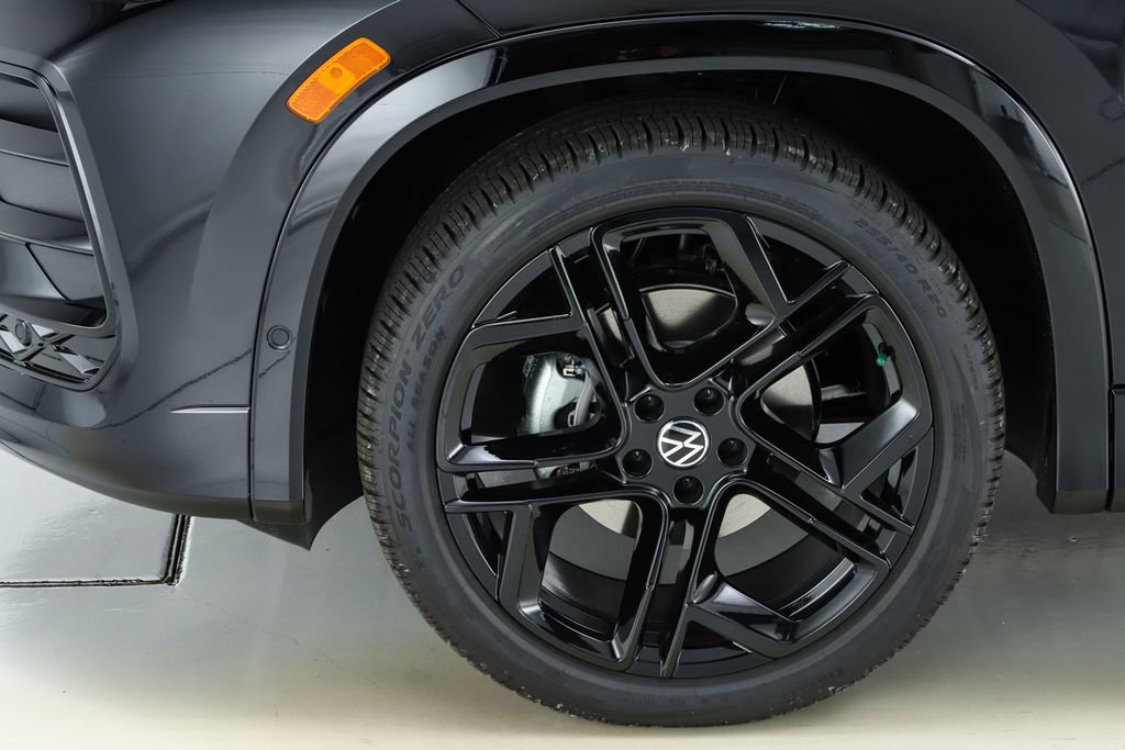 New 2026 Volkswagen Tiguan SE R-Line image 44