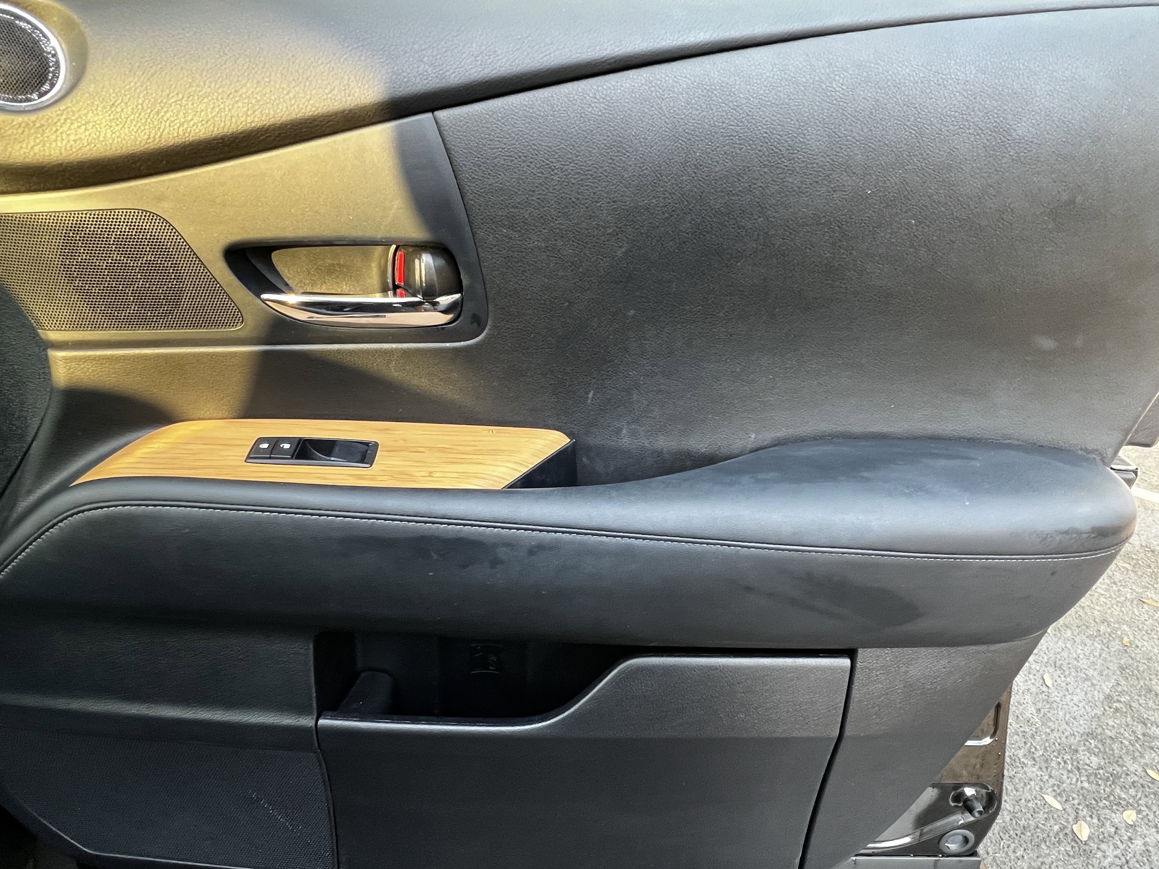 Used 2015 Lexus RX 450h AWD image 43