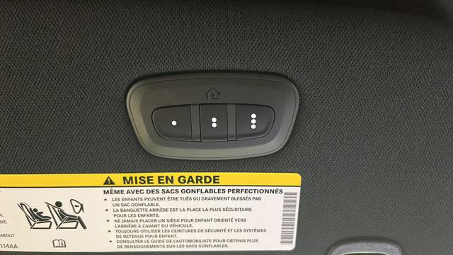 New 2026 Chrysler Pacifica Select image 26