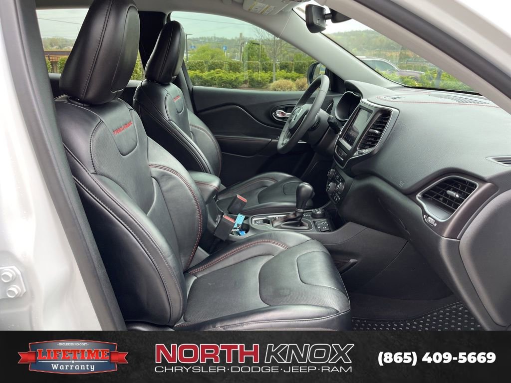 Used 2022 Jeep Cherokee Trailhawk w/ Sun, Sound & Nav Group image 26