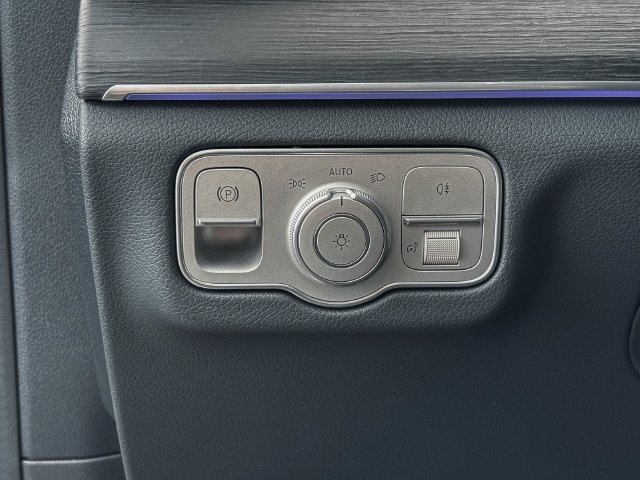 New 2026 Mercedes-Benz GLS 450 4MATIC image 43