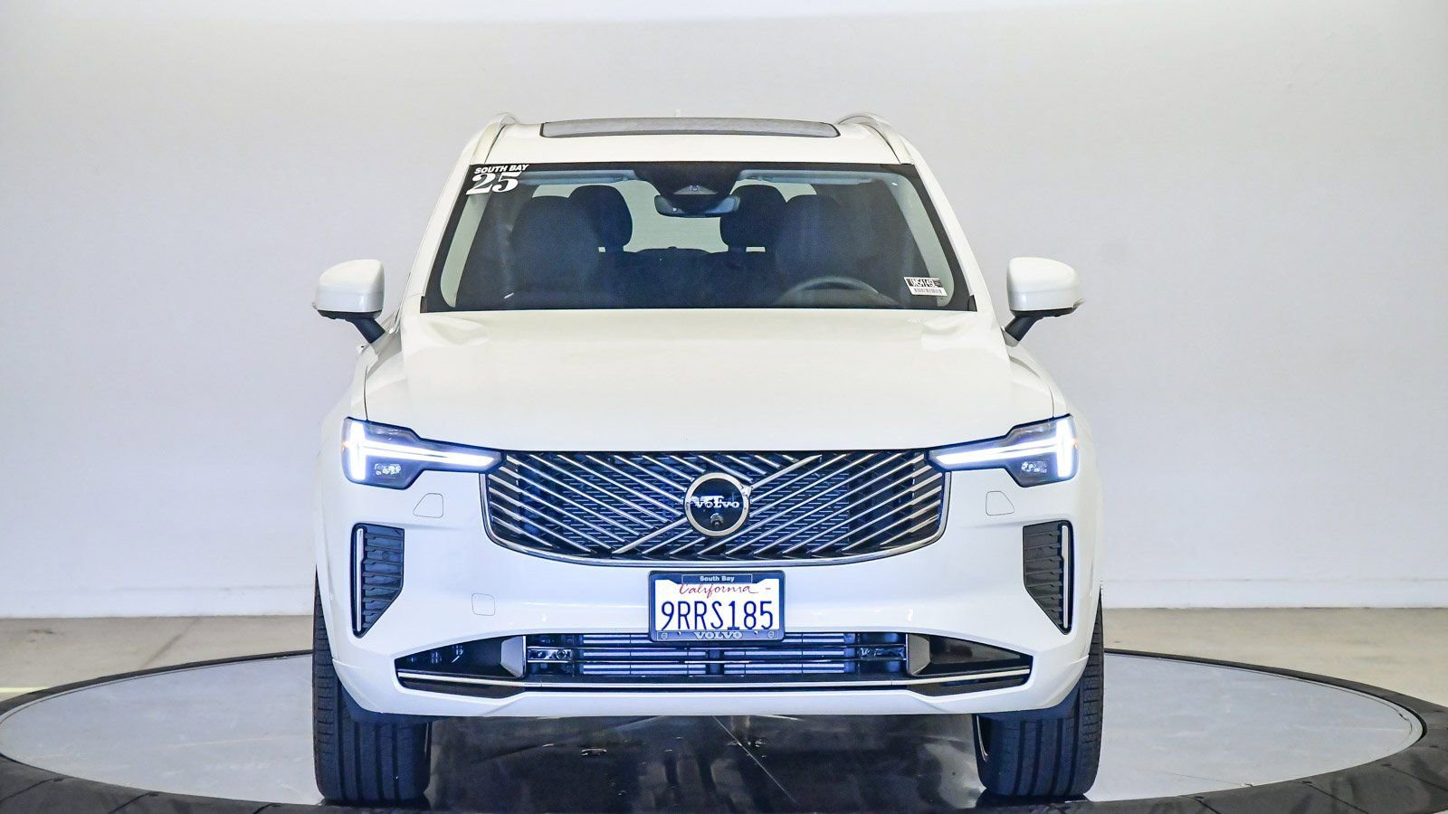 Used 2025 Volvo XC90 T8 Plus w/ Protection Package Premier image 6