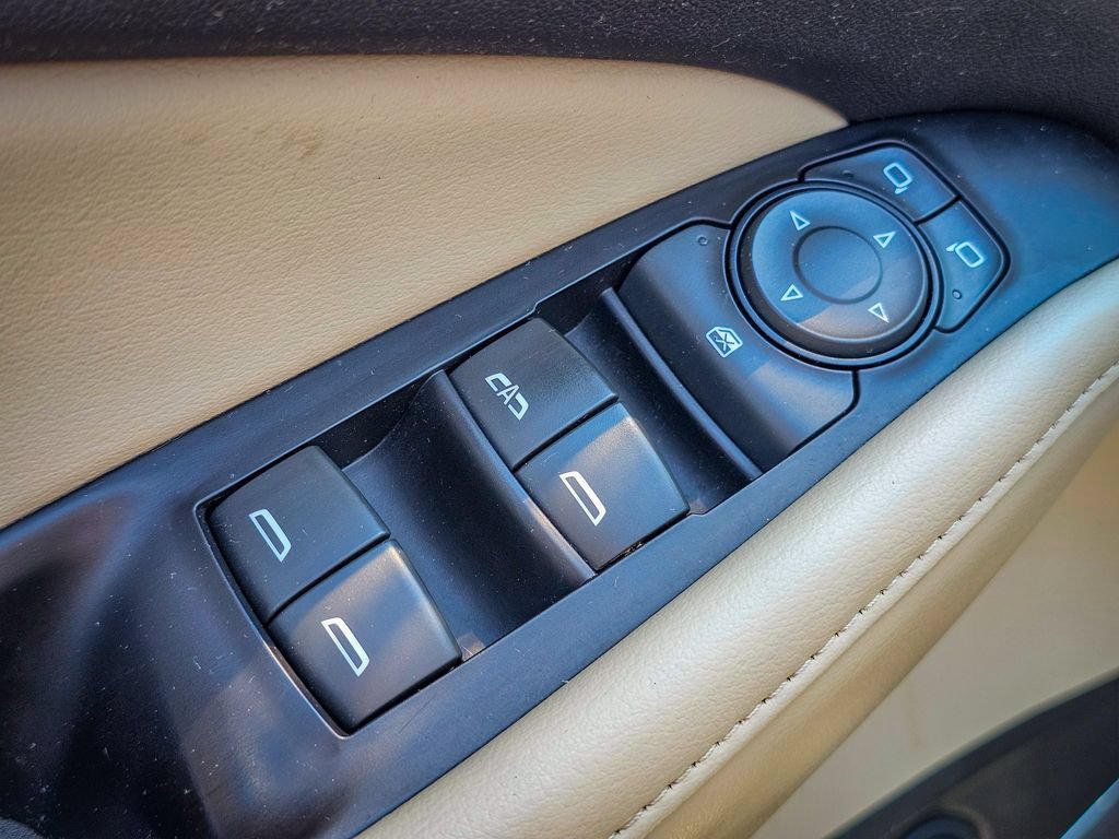 Used 2019 Buick Enclave Essence AWD/4WD image 10