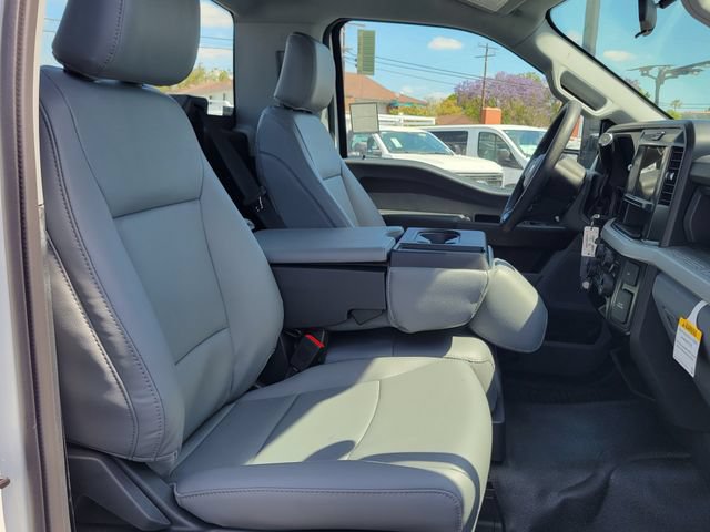 New 2026 Ford F350 XL w/ XL Chrome Package RWD image 15
