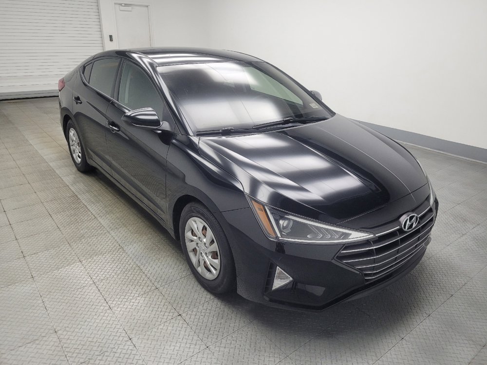 Used 2019 Hyundai Elantra SE w/ Cargo Package FWD image 13