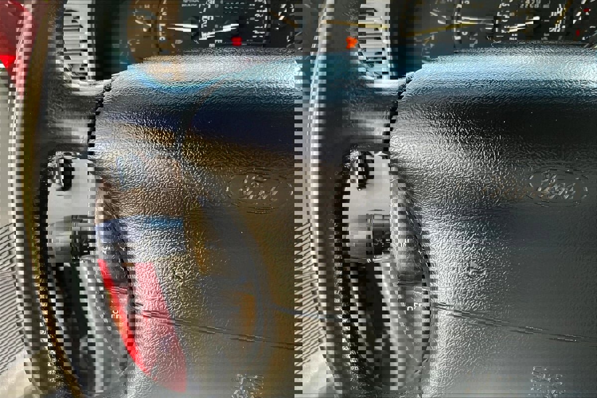 Used 1997 Ford Ranger XLT image 12