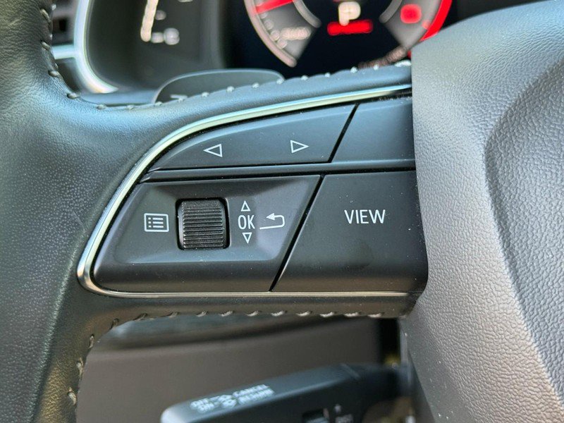 Used 2019 Audi Q8 Premium Plus w/ Premium Plus image 14